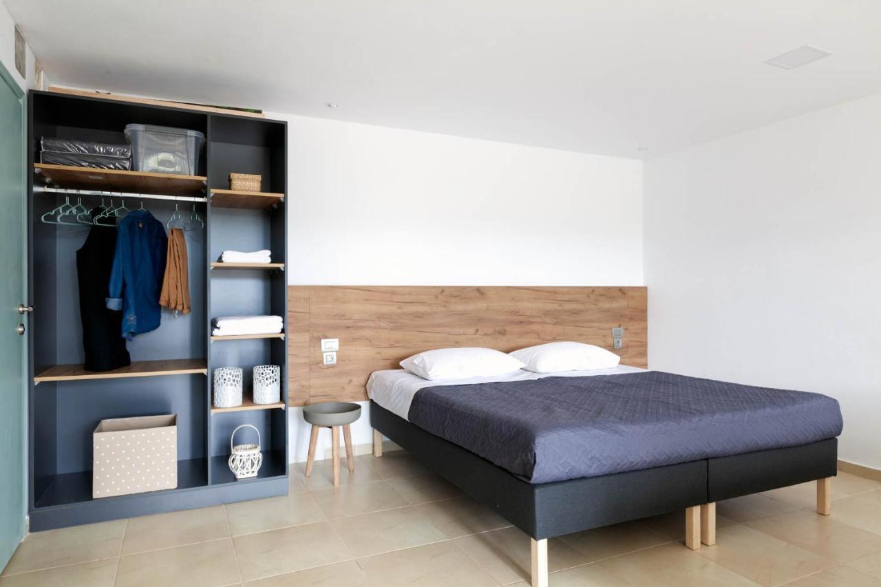 Livingfy Apt With Mountain View & Garden Vamos Luaran gambar